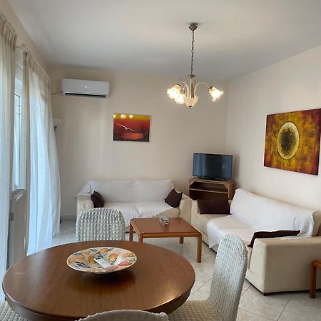 Eva'S Apartment 2 Bdr Nea Chili Экстерьер фото